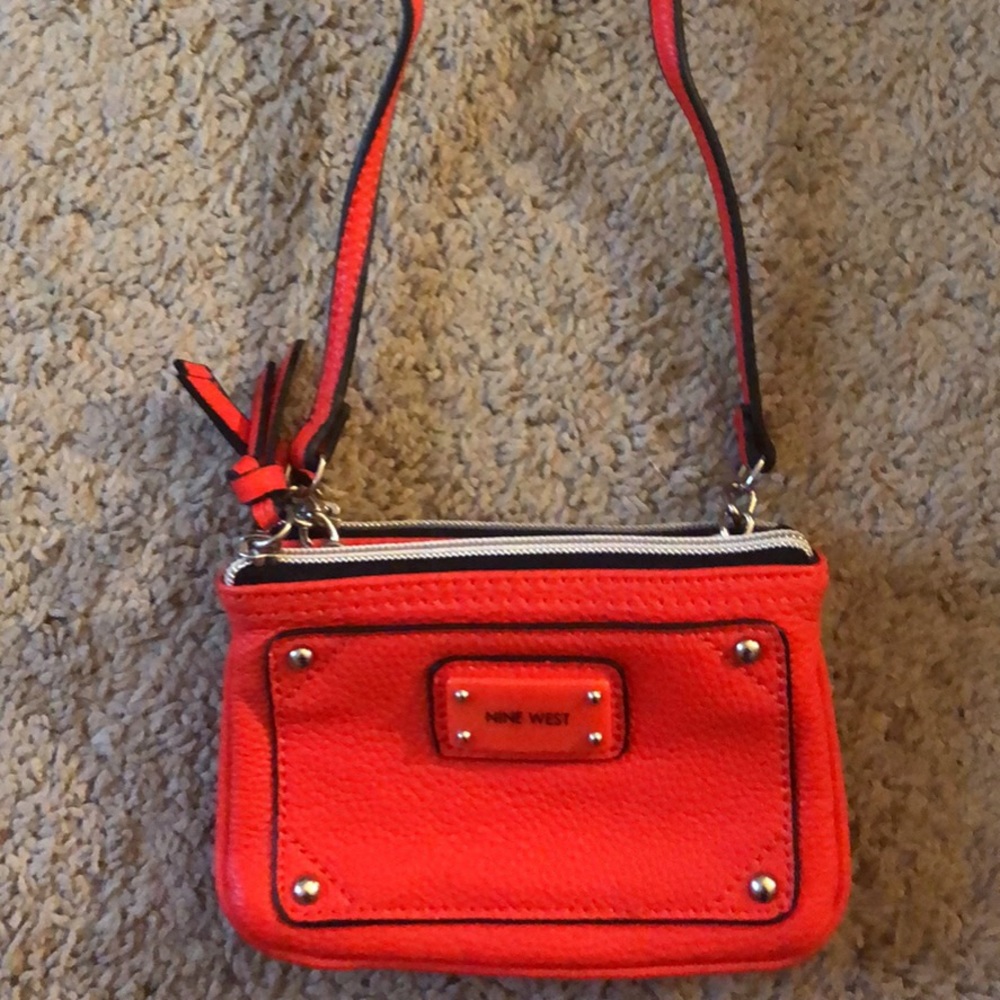 🌻Nine West small crossbody